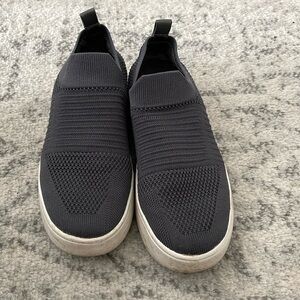 Steve Madden Womens Flyknit Slip On Platform Sneaker Size 6.5 Beale Gray Stretch